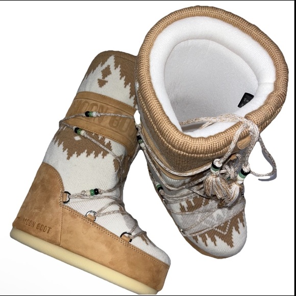ALANUI X MOON BOOT Icon boots knit tan cream EU 38 US 7-8 sweater boho bead NEW - Picture 3 of 16